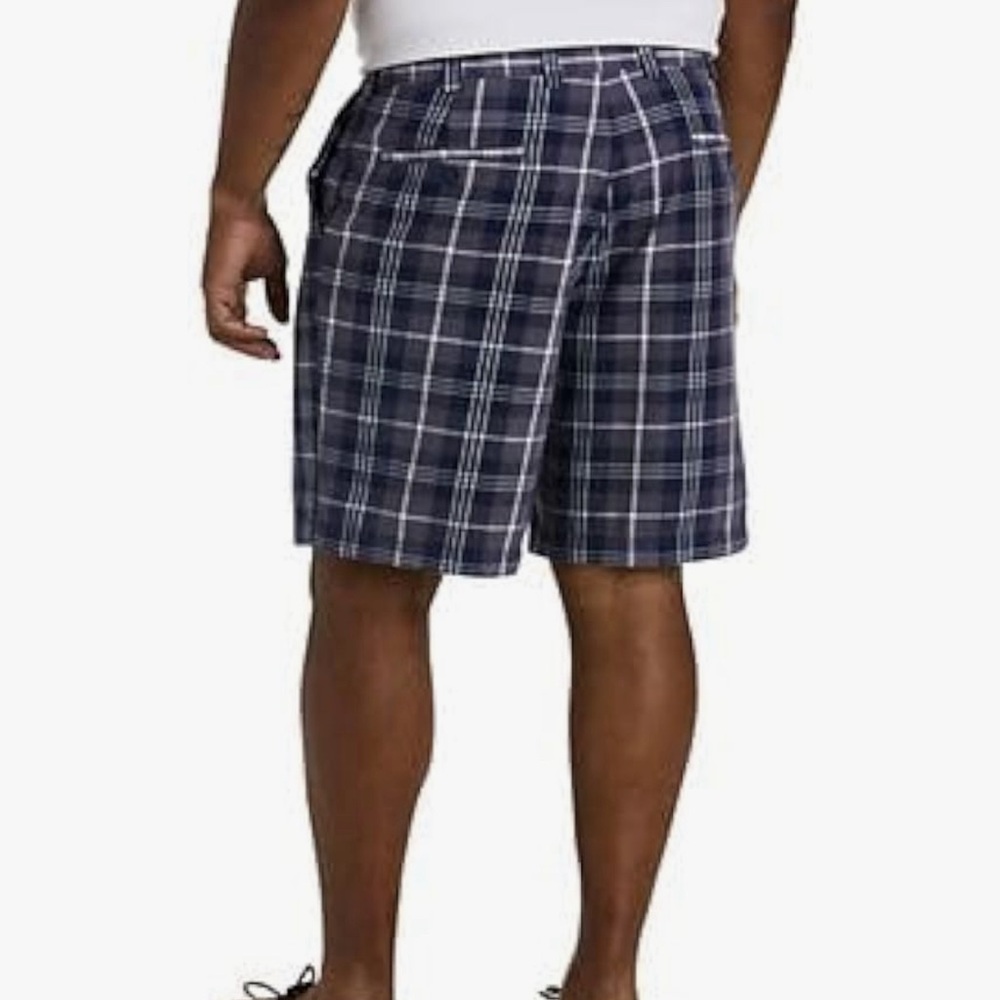 Men Shorts - Picture 2 of 9